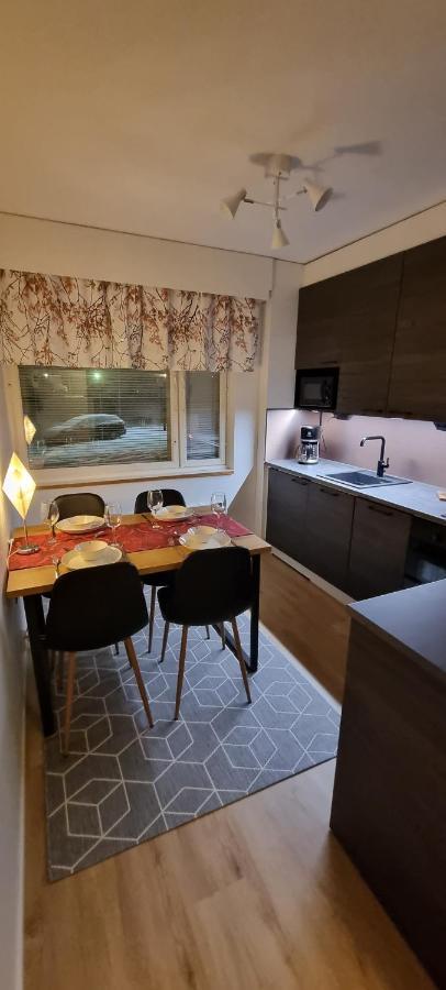 Apartment For Four At The City Center Рованиеми Экстерьер фото